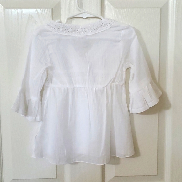 NWT The Children's Place 12-18 Months White Tunic Top Bell Sleeve - Picture 2 of 3